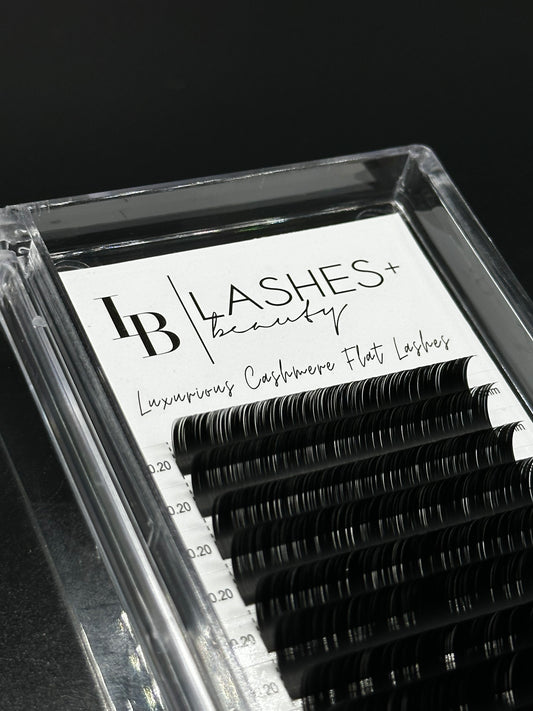 Cashmere Flat Classic Lashes