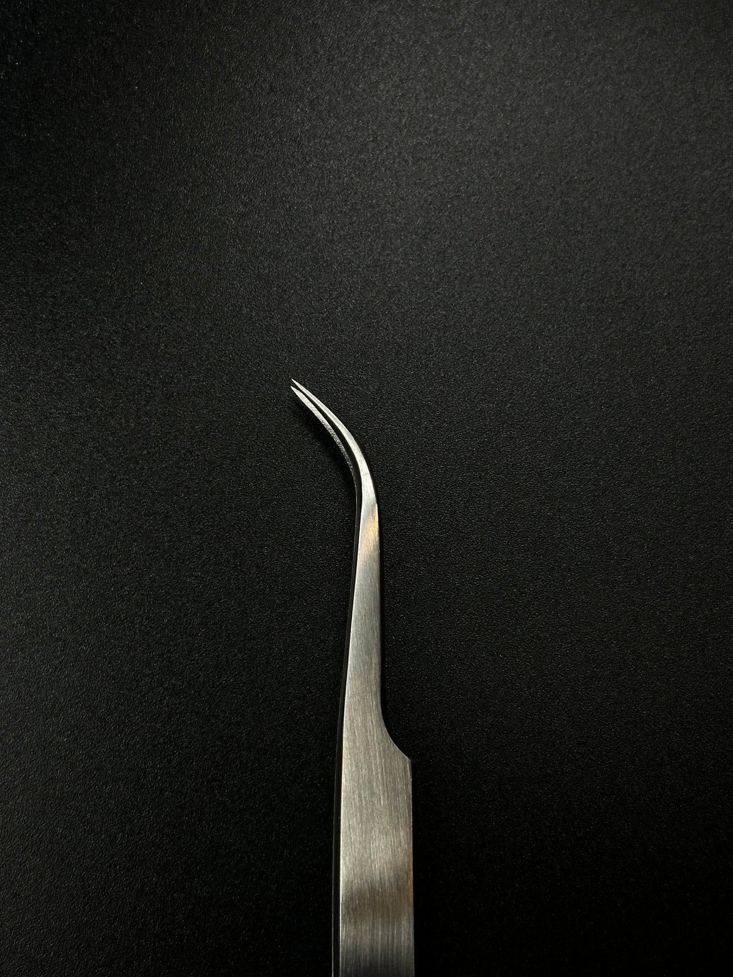 Curved Volume Tweezers